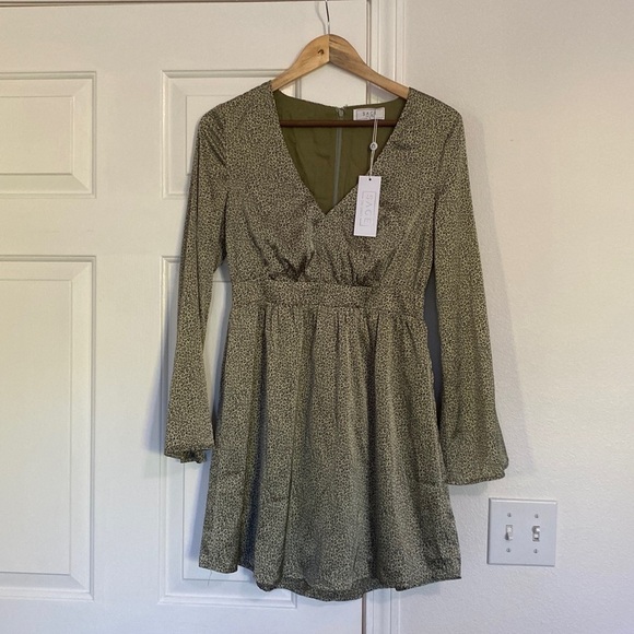 SAGE The Label NWT olive green cheetah mini dress. - Picture 1 of 14